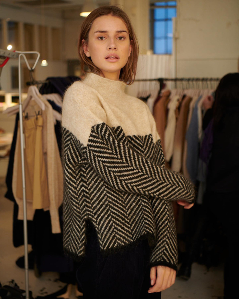 Sweatre & Cardigans