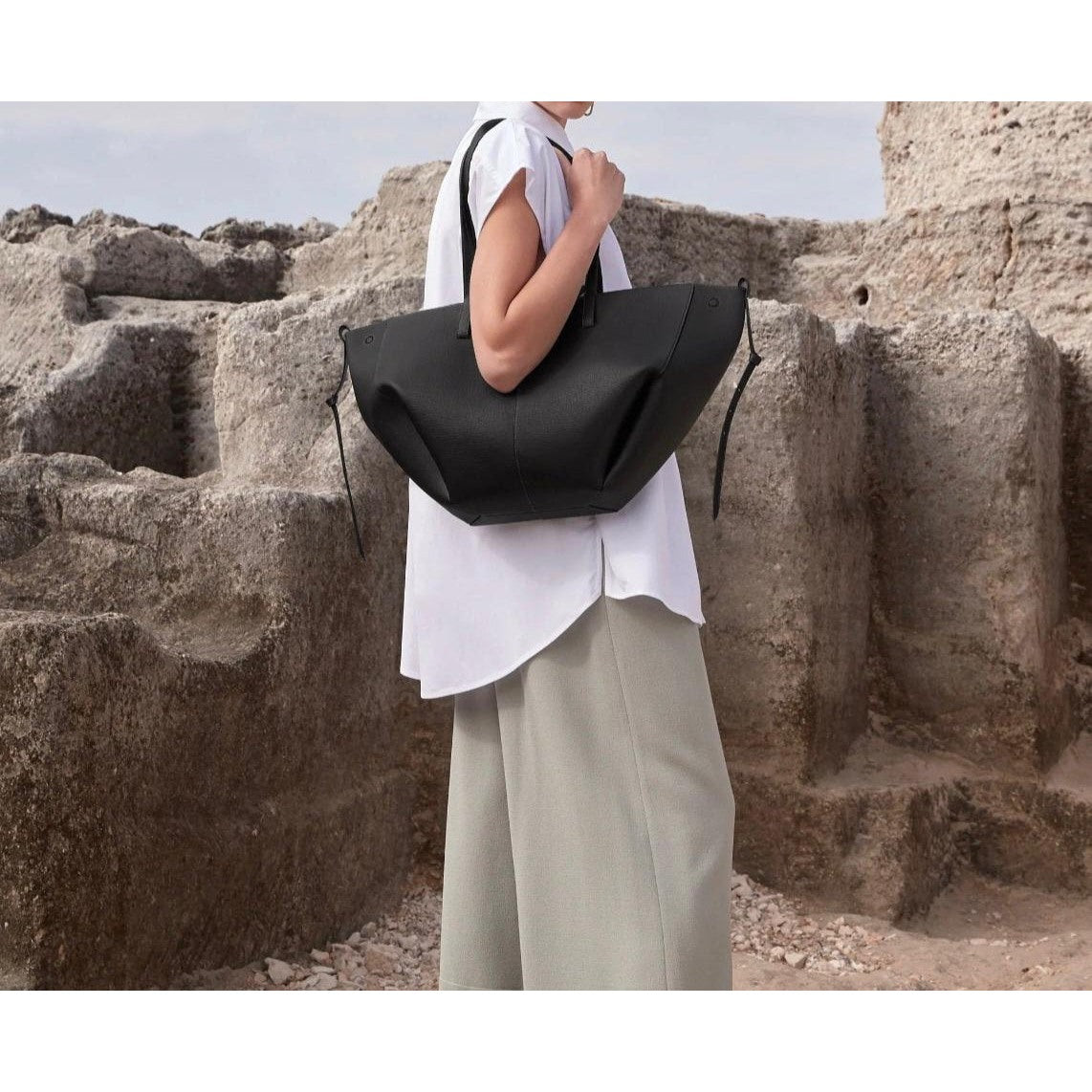Holm™ | Ombrello Top Handle Bag