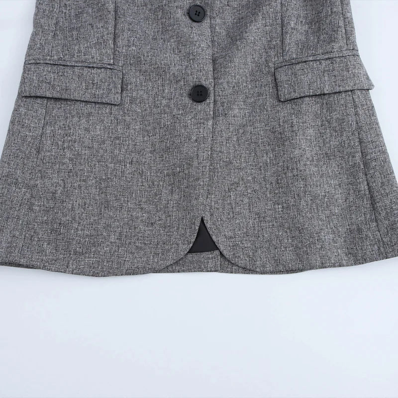 Holm™ | Anne Blazer