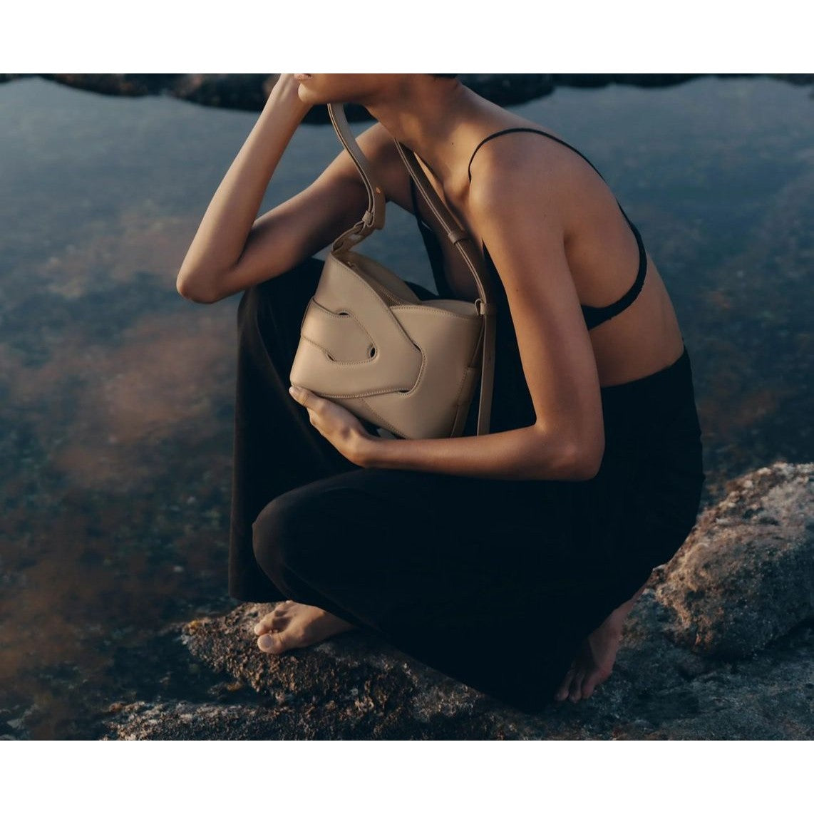 Holm™ | Vera Top Handle Bag