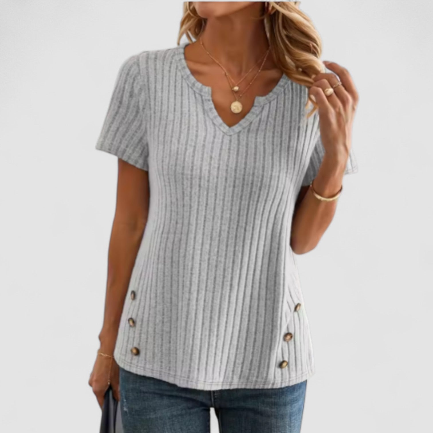 Holm™ | Elsa – V-hals top med diskrete detaljer